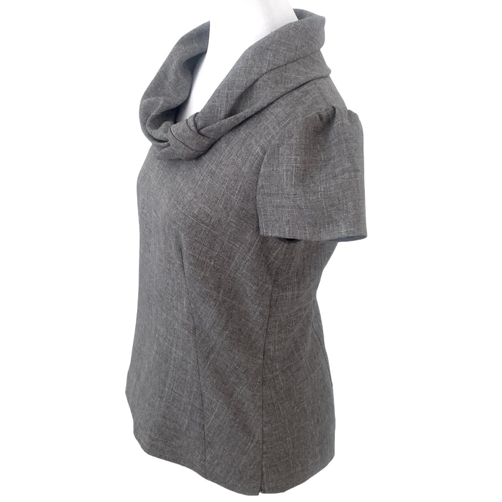 Classiques Entier Gray Shortsleeved Workwear Top - Picture 4 of 10